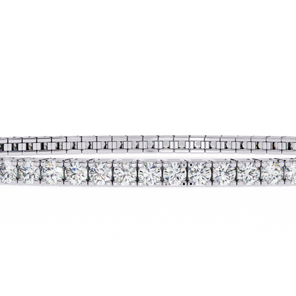 White Gold / Moissanite, White Gold / Lab Grown