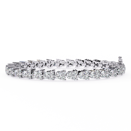 White Gold / Moissanite, White Gold / Lab Grown
