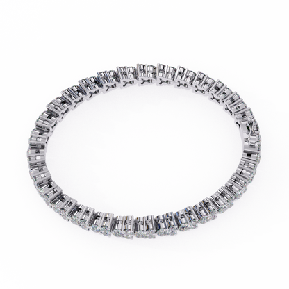 White Gold / Moissanite, White Gold / Lab Grown