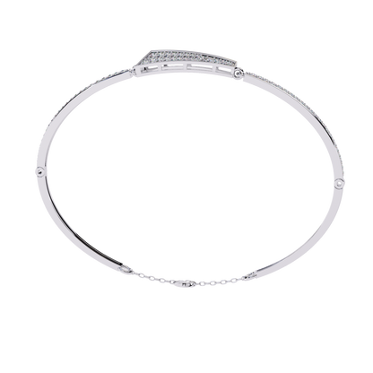 White Gold / Moissanite, White Gold / Lab Grown