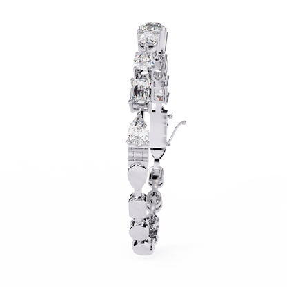 White Gold / Moissanite, White Gold / Lab Grown
