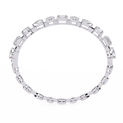 White Gold / Moissanite, White Gold / Lab Grown