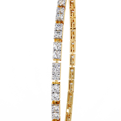 Yellow Gold / Moissanite, Yellow Gold / Lab Grown
