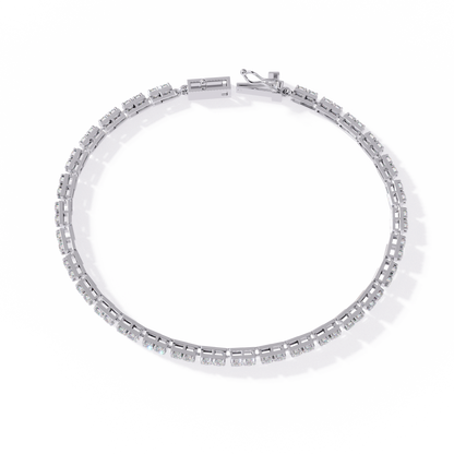 White Gold / Moissanite, White Gold / Lab Grown