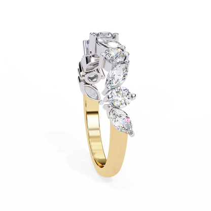 Yellow Gold / Moissanite, Yellow Gold / Lab Grown