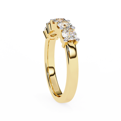 Yellow Gold / Moissanite, Yellow Gold / Lab Grown