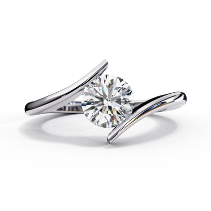White Gold / Moissanite, White Gold / Lab Grown