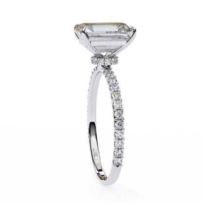 White Gold / Moissanite, White Gold / Lab Grown