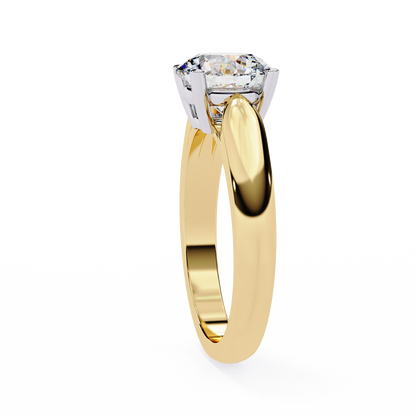 Yellow Gold / Moissanite, Yellow Gold / Lab Grown