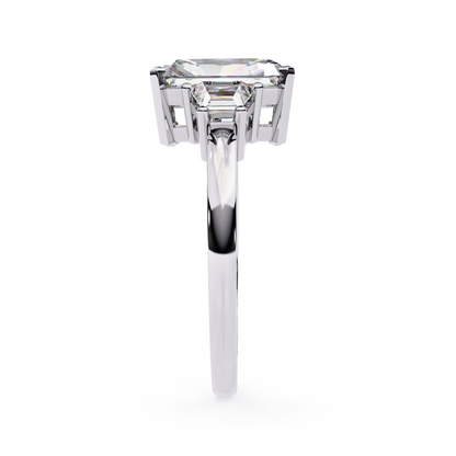 White Gold / Moissanite, White Gold / Lab Grown