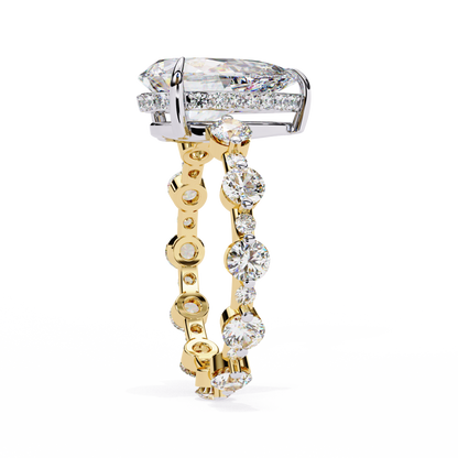 Yellow Gold / Moissanite, Yellow Gold / Lab Grown