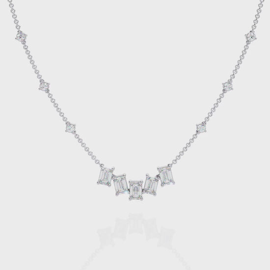White Gold / Moissanite, White Gold / Lab Grown
