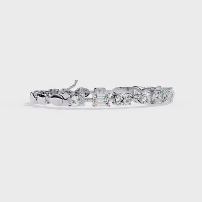 White Gold / Moissanite, White Gold / Lab Grown