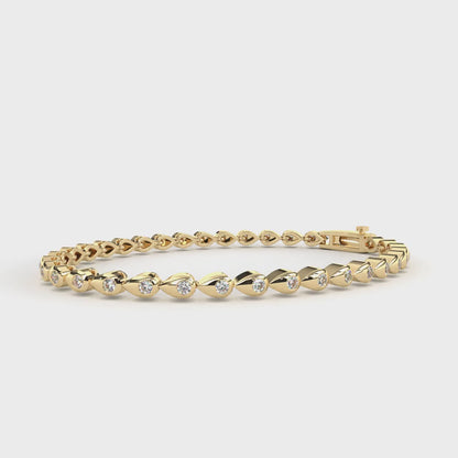1.20 CT Unique Gold Leaf Bracelet with Round Diamonds